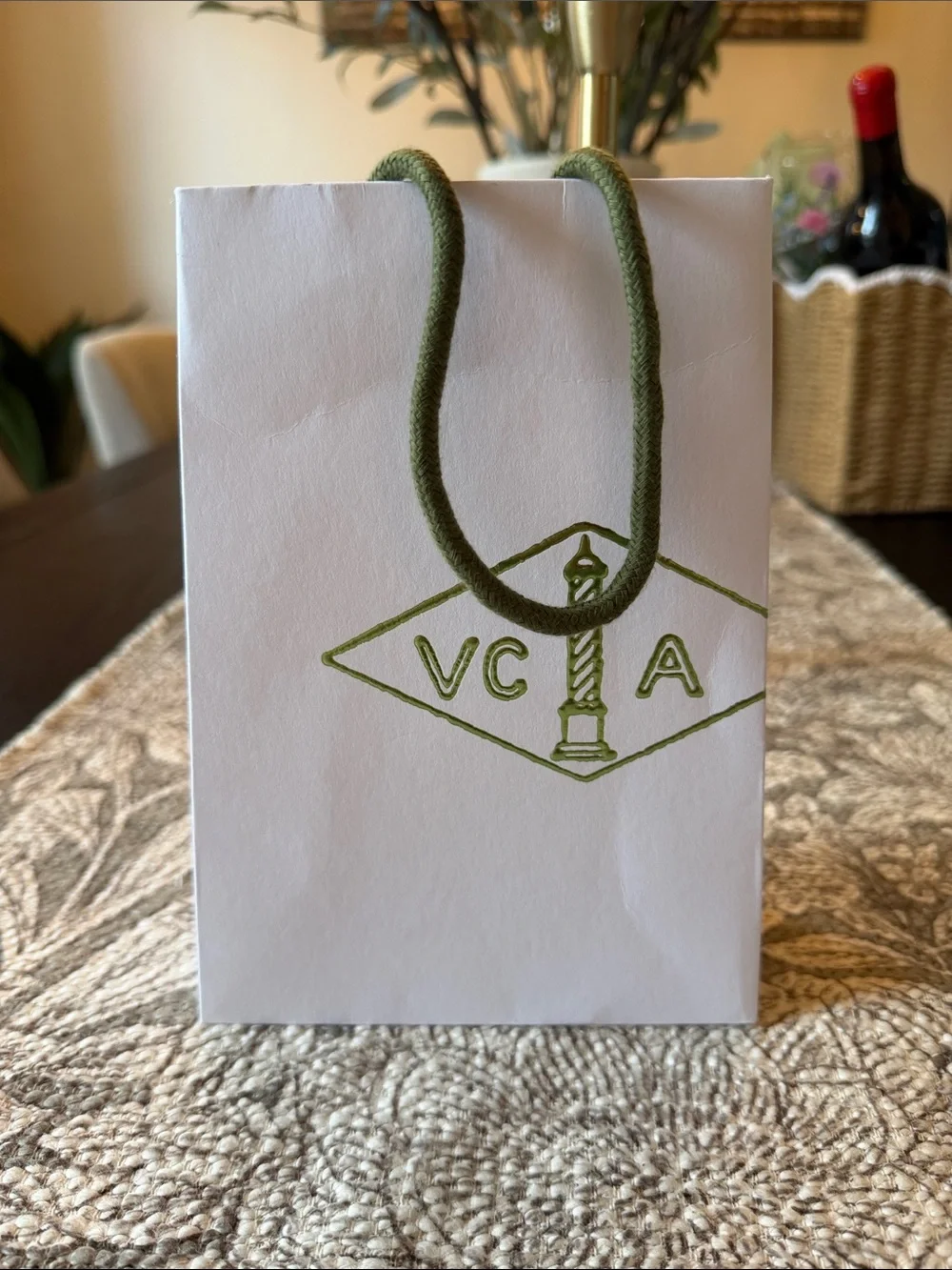 Authentic Van Cleef & Arpels VCA Small Shopping Gift Bag